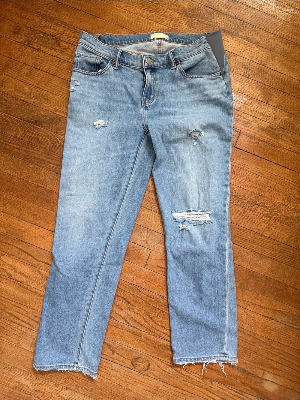 Hatch Maternity boyfriend distressed Jeans - Picture 5 of 7